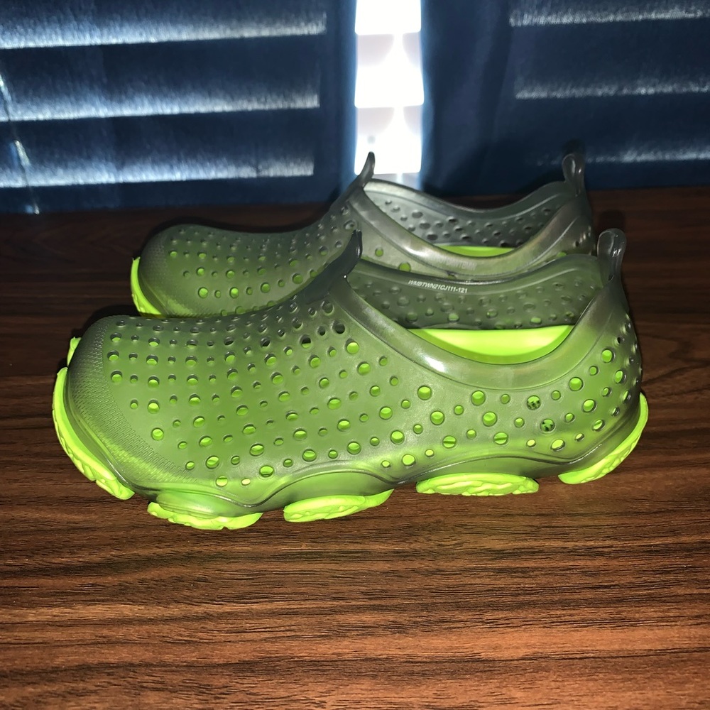 Kids Green Water 💦 Shoes
